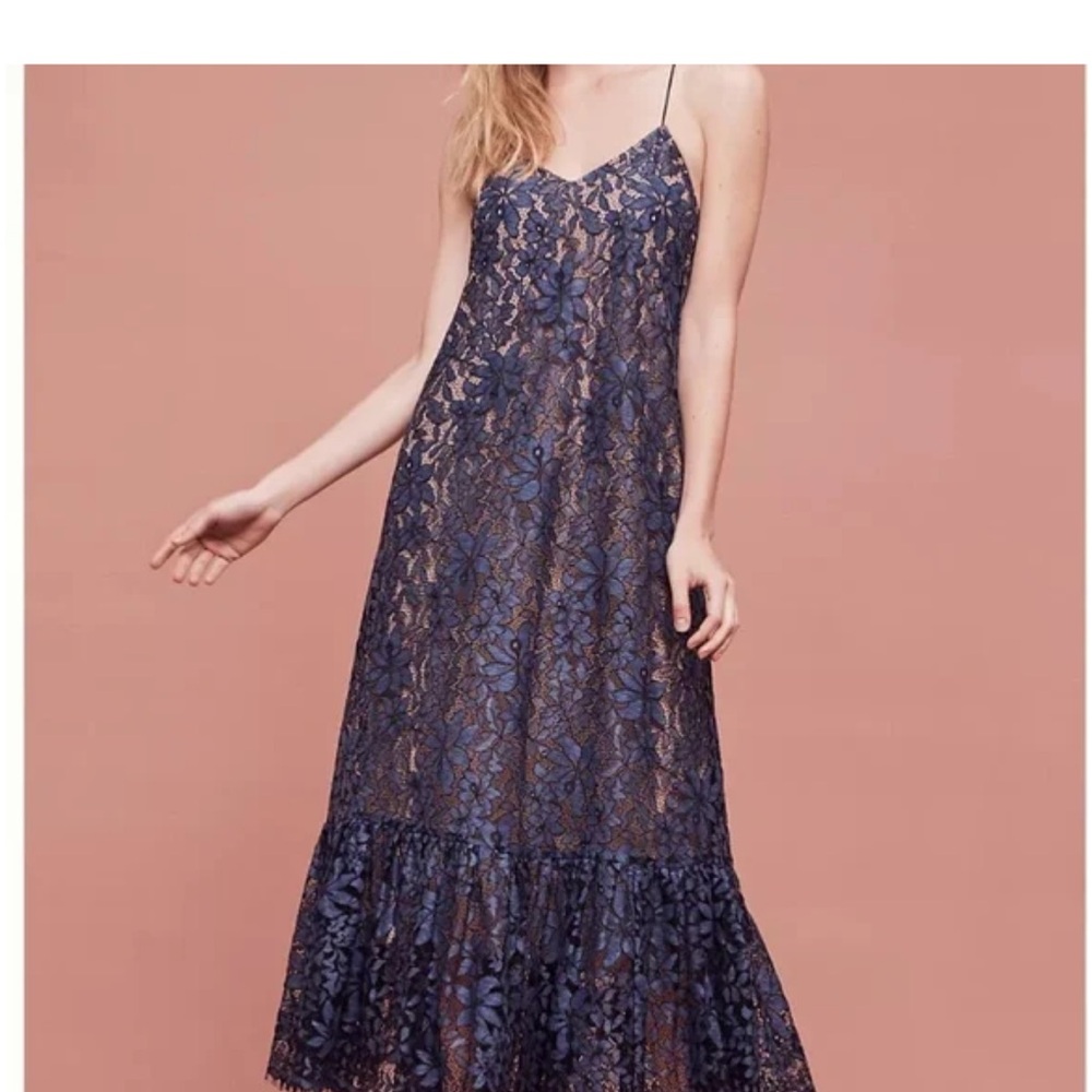 ANTHROPOLOGIE
MOULINETTE SOEURS
NAVY LACE MAXI DRESS-SIZE 6
